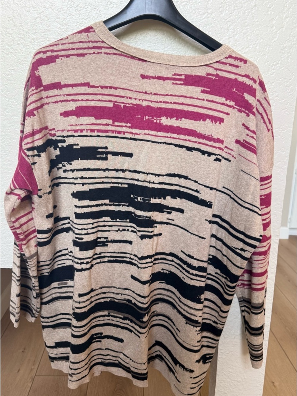 NIC+ZOE Womens Sweater in magenta and black Pattern